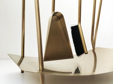 Набір для каміну Port Fireplace, латунь Набір для каміну Port Fireplace, латунь