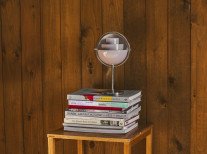 Портативная лампа Multi-lite, бледно-сиреневая/хром Портативная лампа Multi-lite, бледно-сиреневая/хром