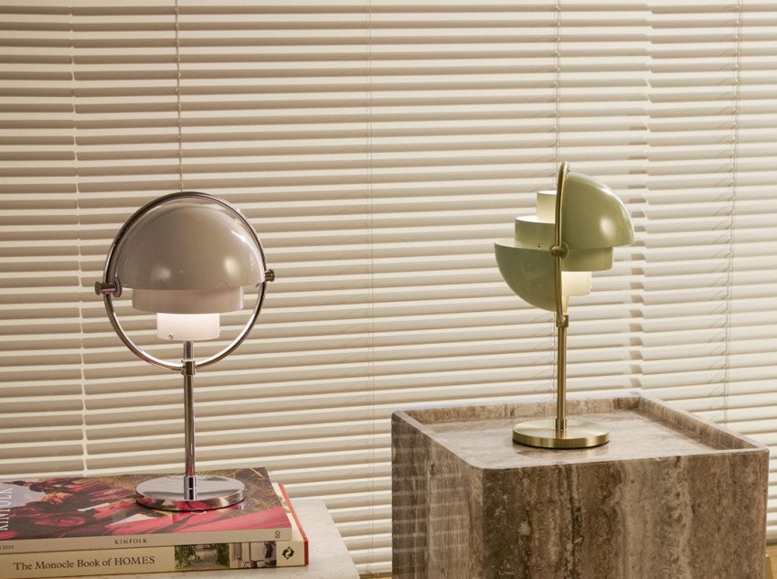 Портативная лампа Multi-lite, пастельно-серая/латунь