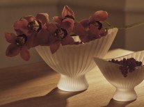 Ваза Fountain bowl, велика, матова напівпрозора Ваза Fountain bowl, велика, матова напівпрозора