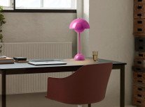 Настольная лампа Flowerpot VP3, остро-розовая