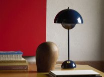 Настільна лампа Flowerpot VP3, сталевий синій