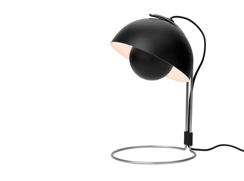 Настольная лампа Flowerpot VP4, черная матовая Настольная лампа Flowerpot VP4, черная матовая