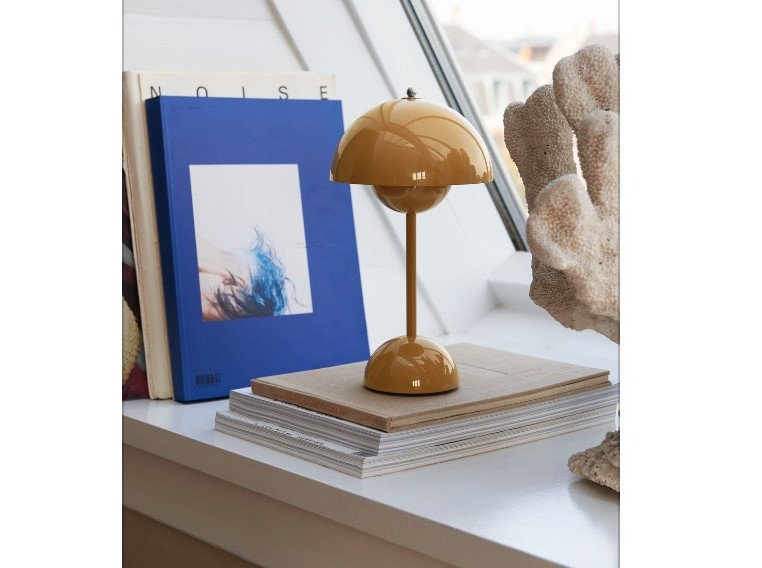 Портативна лампа Flowerpot VP9, гірчична Портативна лампа Flowerpot VP9, гірчична