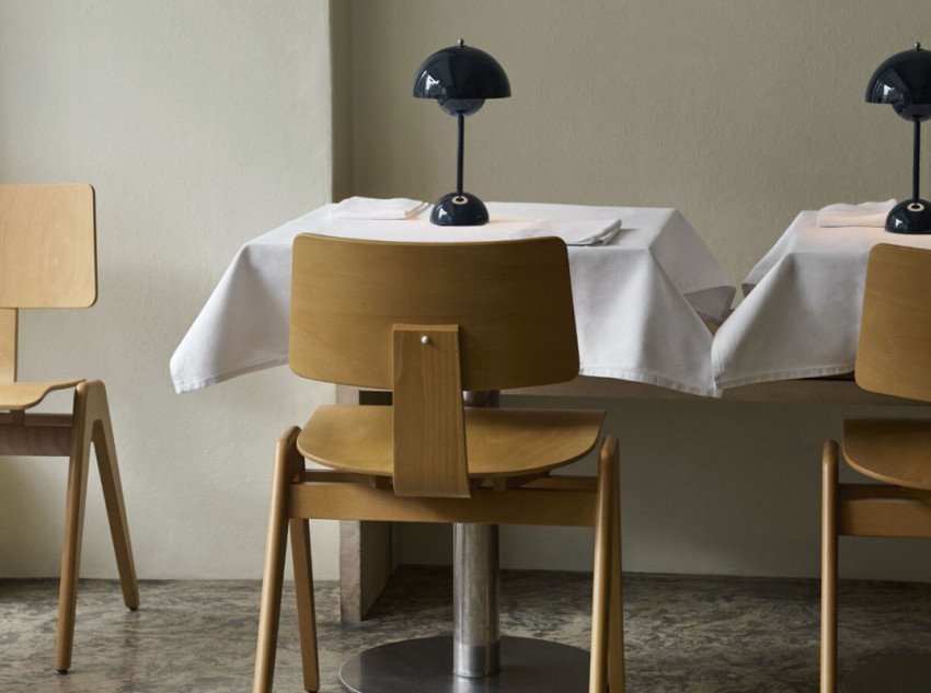 Портативная лампа Flowerpot VP9, сталевий синій