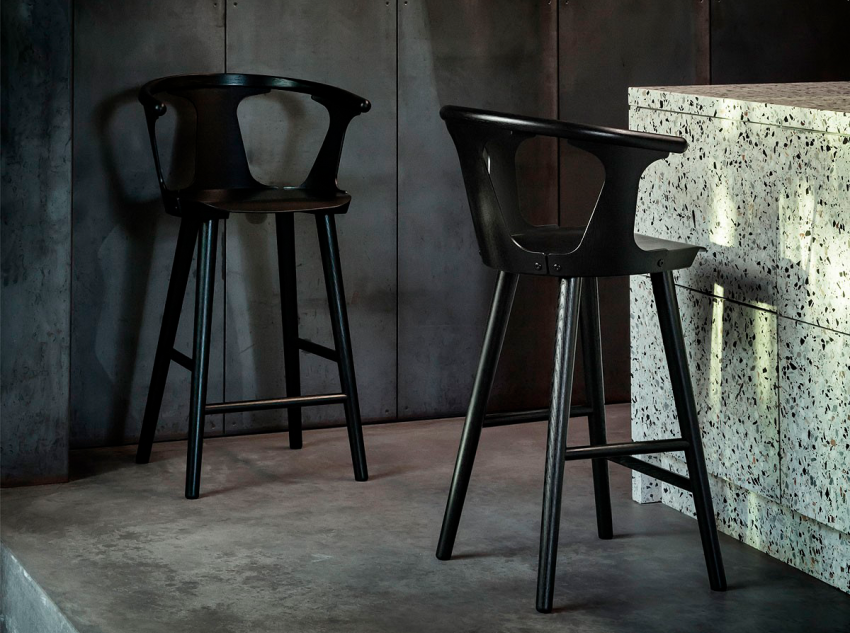 Стілець барний In Between SK7, темний дуб