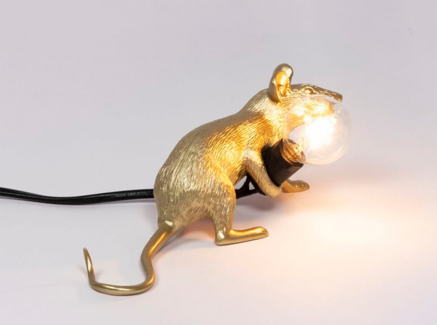 Настільна лампа Lying down mouse, золота