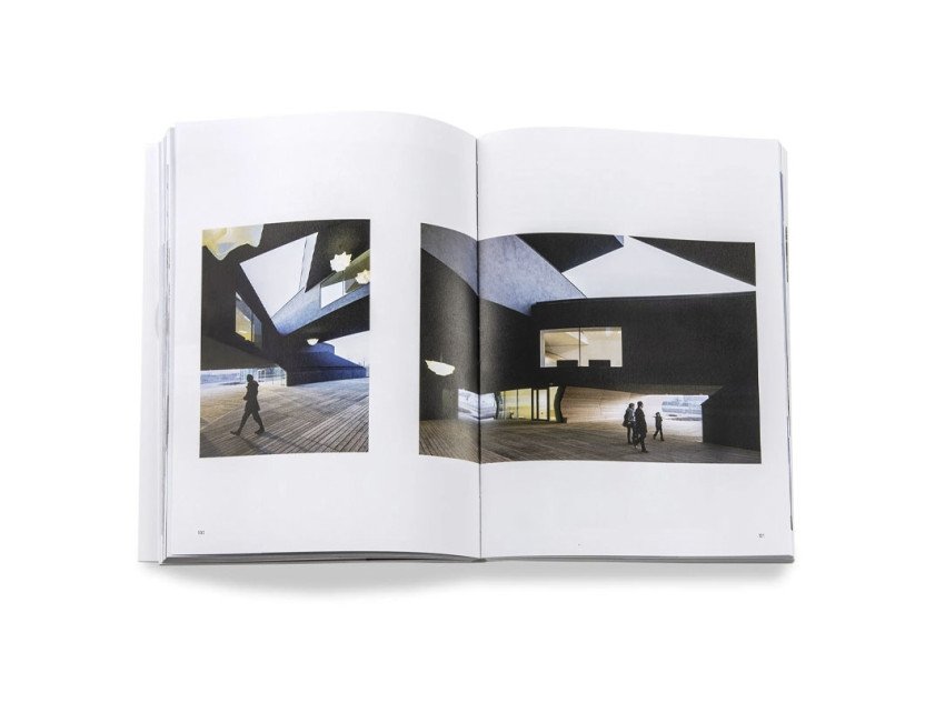 Книга "Кампус Vitra: индустрия архитектурного дизайна", English Книга "Кампус Vitra: индустрия архитектурного дизайна", English