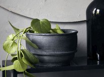 Горшок для цветов Ground, 18 см, черный