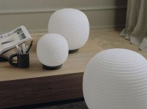 Настольная лампа Lantern M, черная