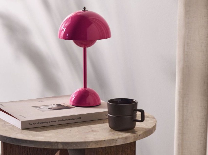 Портативна лампа Flowerpot VP9, гостро-рожева