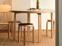 Табурет Stool 60, светлые ножки/черный линолеум Табурет Stool 60, светлые ножки/черный линолеум