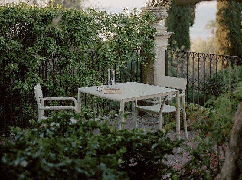 Обідній стіл May 85x85, світло-сірий