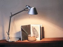 Настільна лампа Tolomeo Micro, алюміній Настільна лампа Tolomeo Micro, алюміній