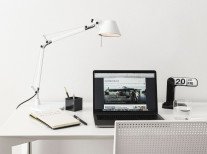 Настільна лампа Tolomeo Micro, чорна Настільна лампа Tolomeo Micro, чорна