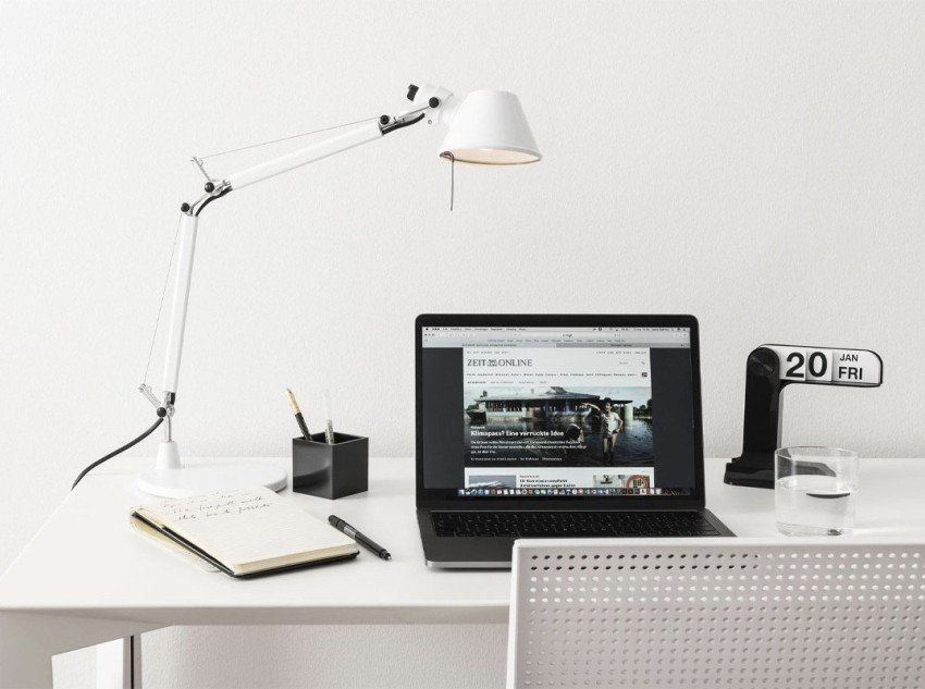 Настільна лампа Tolomeo Micro, чорна Настільна лампа Tolomeo Micro, чорна