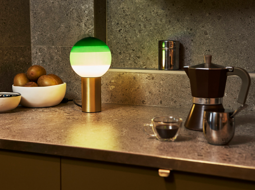 Настільна лампа Dipping, середня, жовта