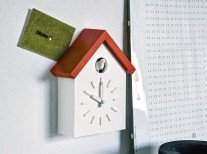 Часы с кукушкой Cu-Clock, белые/оранжевые Часы с кукушкой Cu-Clock, белые/оранжевые