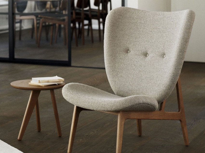 Лаундж кресло Elephant-2020 Full Upholstery, белое sheepskin/натуральный дуб Лаундж кресло Elephant-2020 Full Upholstery, белое sheepskin/натуральный дуб
