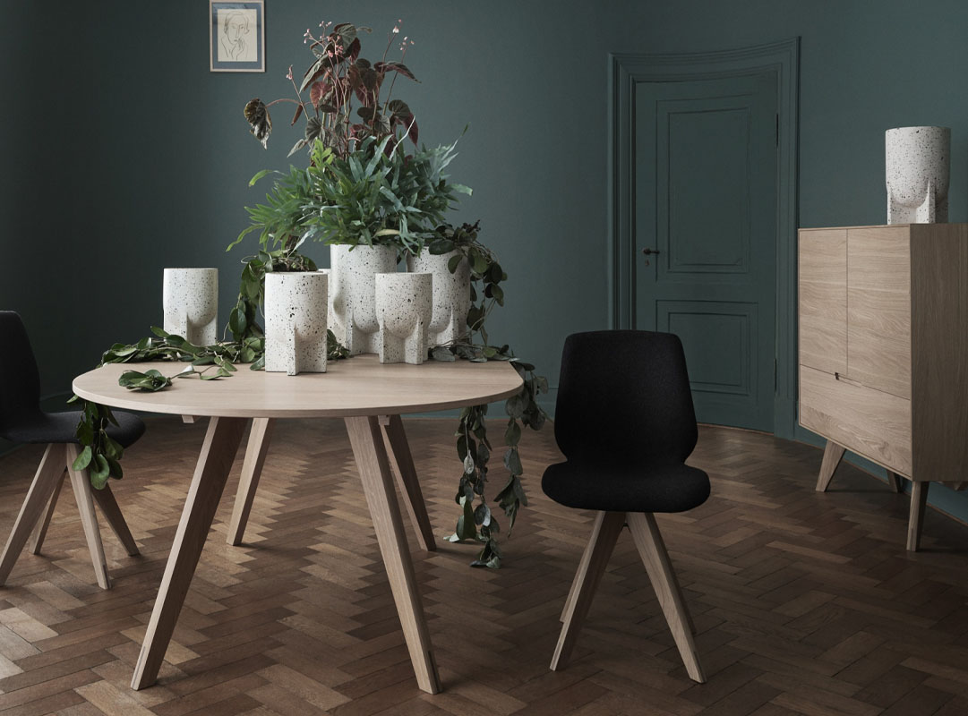 Кашпо Founrdry, біле