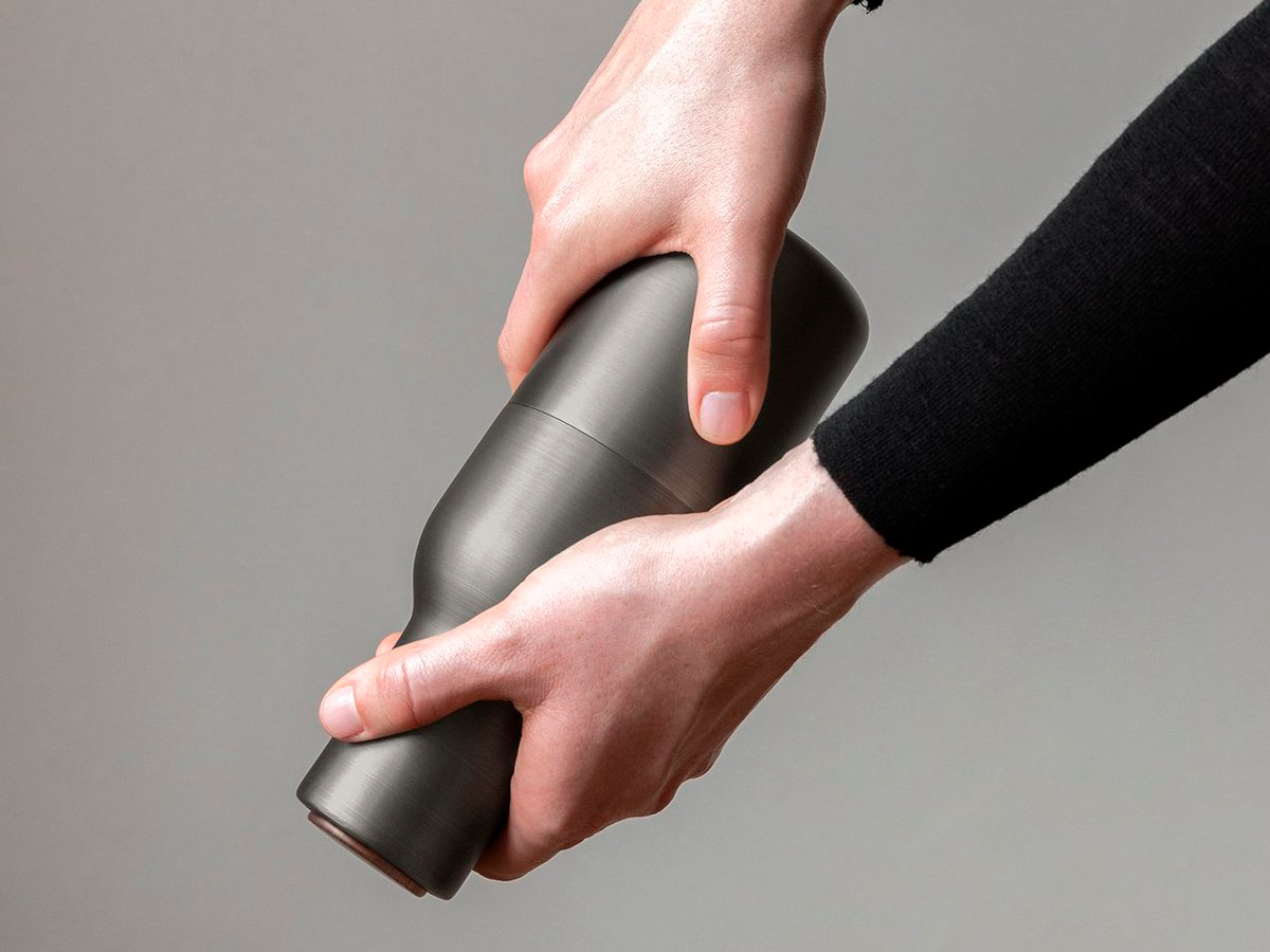 Млини для солі та перцю Bottle grinders, чорний/білий, горіх